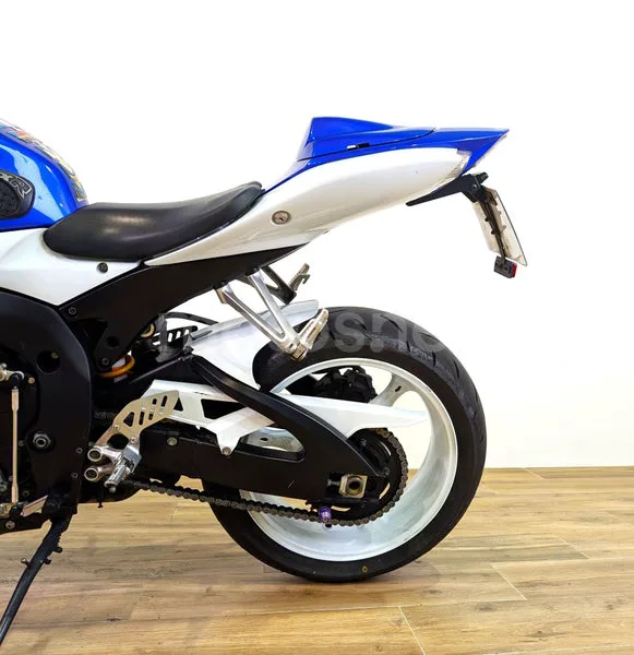 Suzuki GSX-R600 - Vista 9