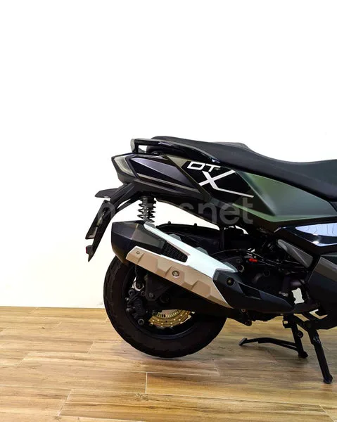 Kymco DTX 125 - Vista 3