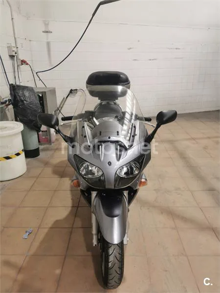 Yamaha FJR1300 - Vista 4