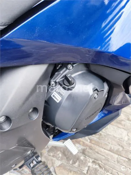 Triumph Trophy 1200 - Vista 17