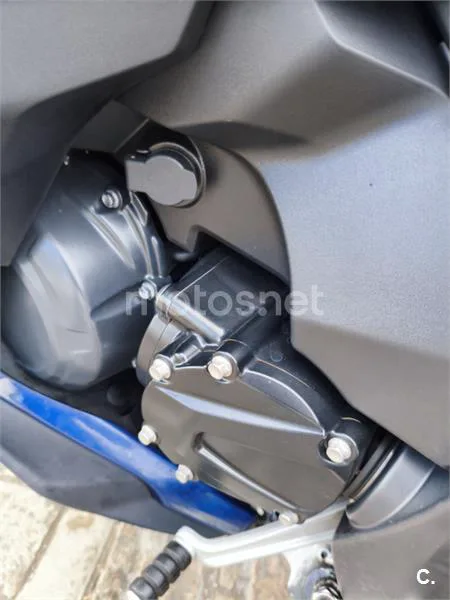 Triumph Trophy 1200 - Vista 21