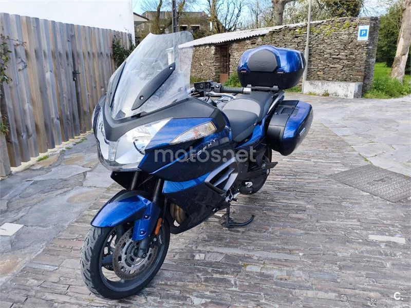 Triumph Trophy 1200 - Vista 9