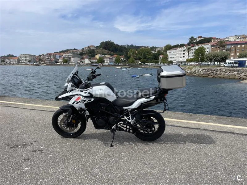 Benelli TRK 502 - Vista 3