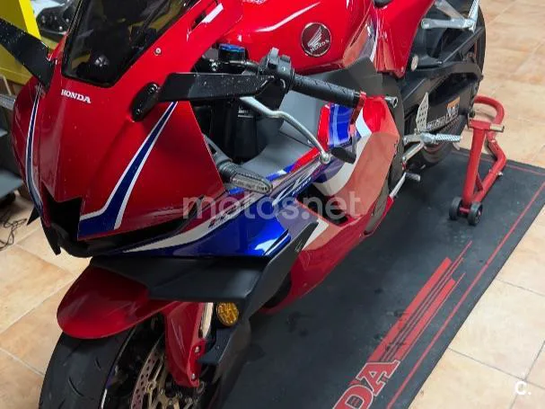Honda CBR600RR - Vista 5