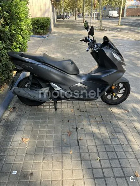 Honda PCX125 - Vista 3