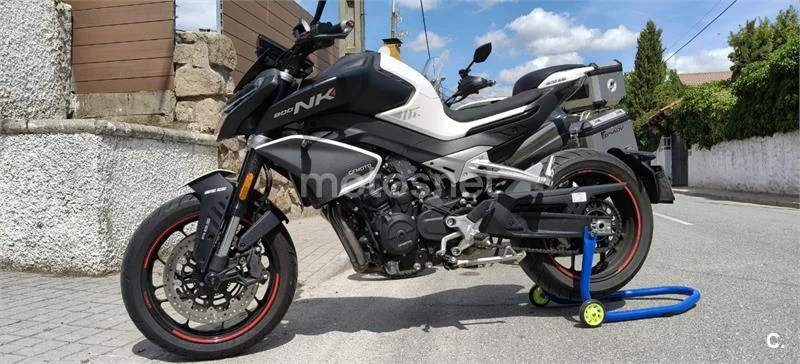 CFMOTO 800NK Advanced 6000 € 2023 Madrid - 2