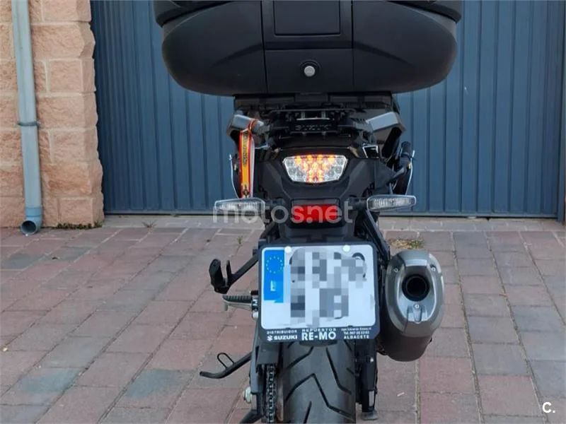 Suzuki V-Strom 1050 - Vista 6