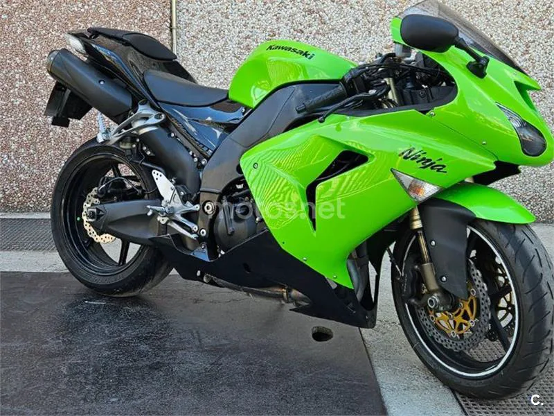 Kawasaki Ninja ZX-10R - Vista 3