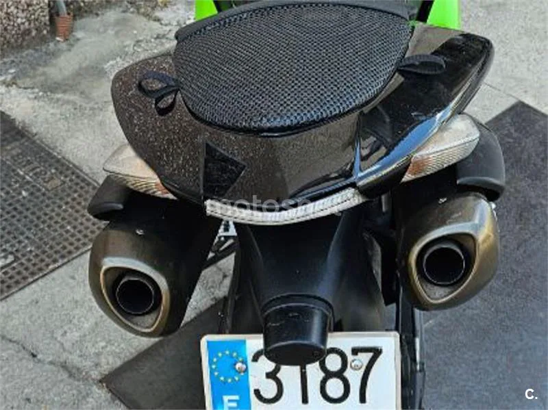 Kawasaki Ninja ZX-10R - Vista 6