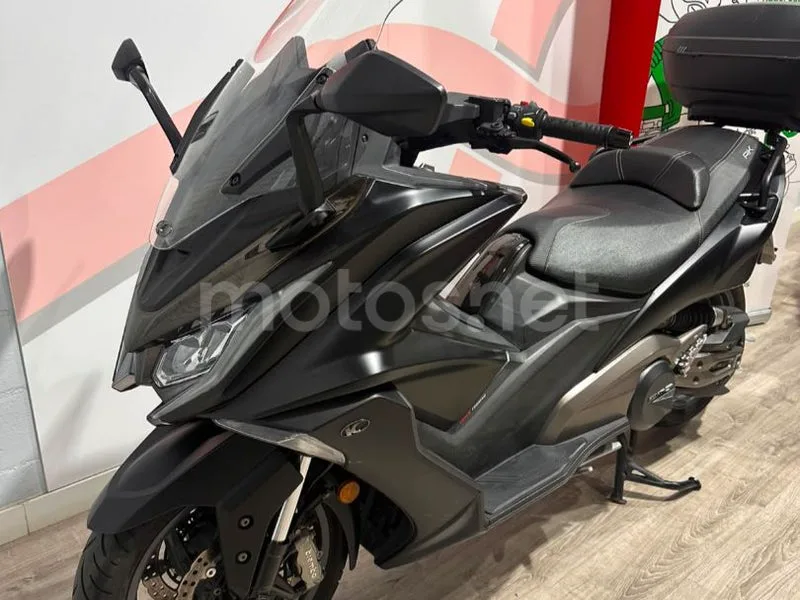 Kymco AK 550 - Vista 9
