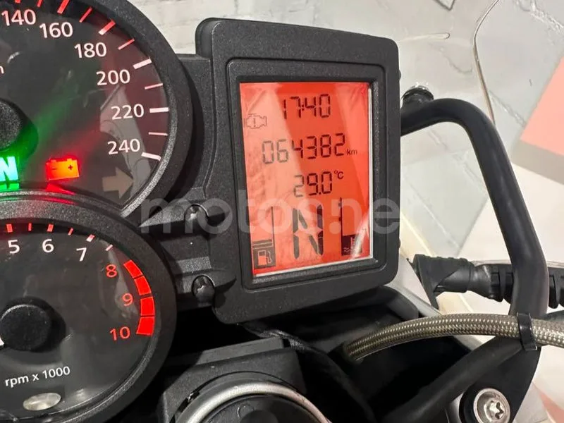 BMW R 1200 R - Vista 14