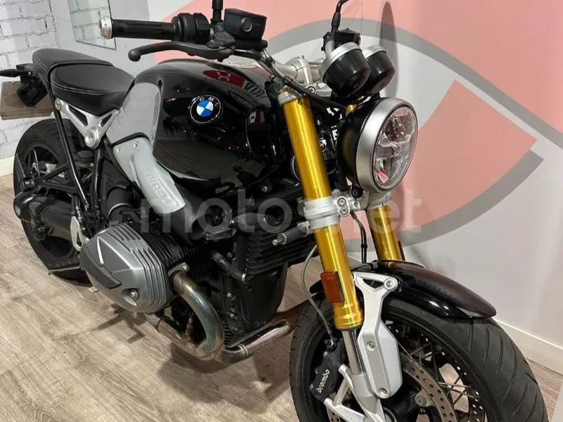 BMW R nineT - Vista 14