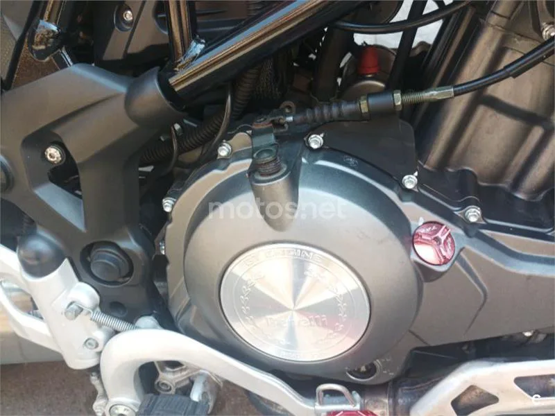 Benelli TRK 502 - Vista 5