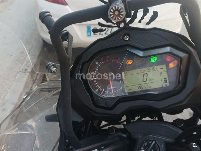 Benelli TRK 502 - Vista 8