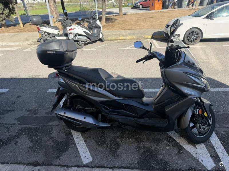 Kawasaki J125 - Vista 5