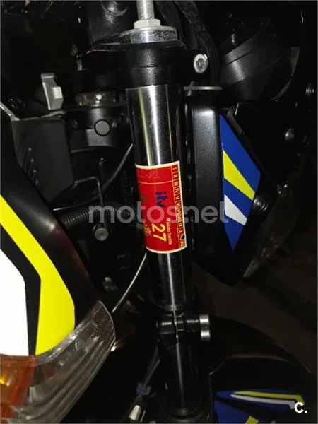 Suzuki GSR600 - Vista 5