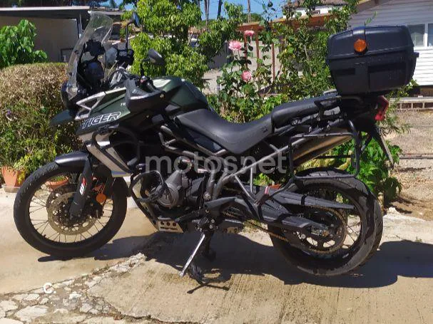 Triumph Tiger 800 - Vista 3