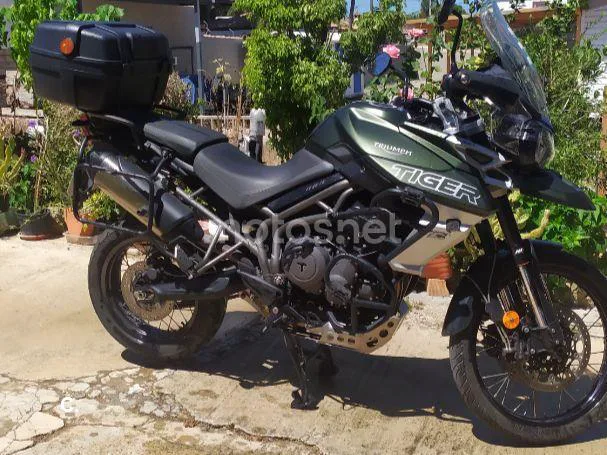 Triumph Tiger 800 - Vista 4