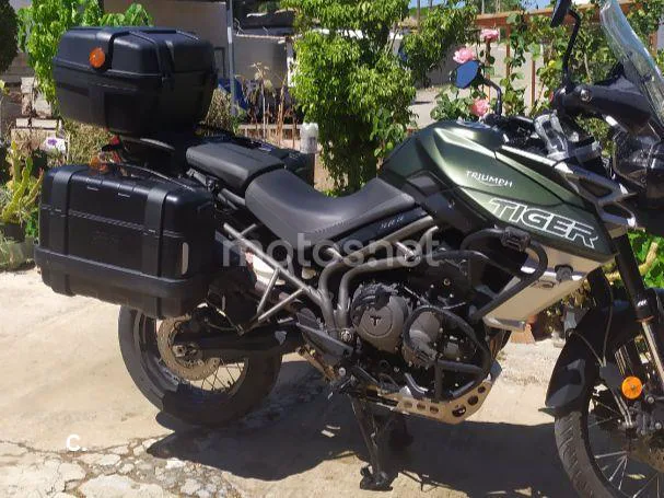 Triumph Tiger 800 - Vista 6