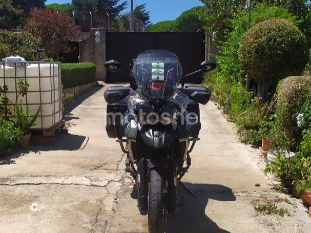 Triumph Tiger 800 - Vista 9