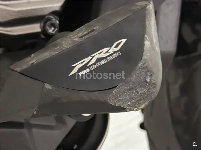 Kawasaki Z800 - Vista 10