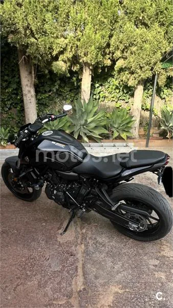 Yamaha MT-07 - Vista 3