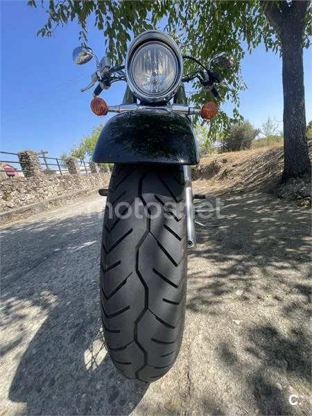 Suzuki Intruder C800 - Vista 7
