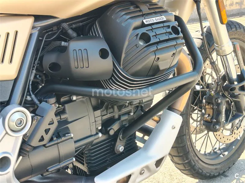 Moto Guzzi V85 TT - Vista 17
