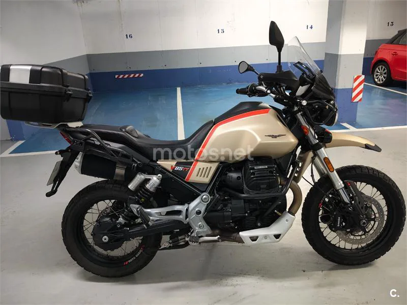 Moto Guzzi V85 TT - Vista 26