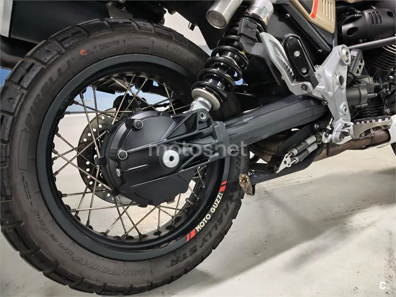 Moto Guzzi V85 TT - Vista 27