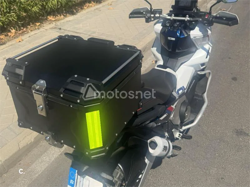 Honda X-ADV - Vista 7