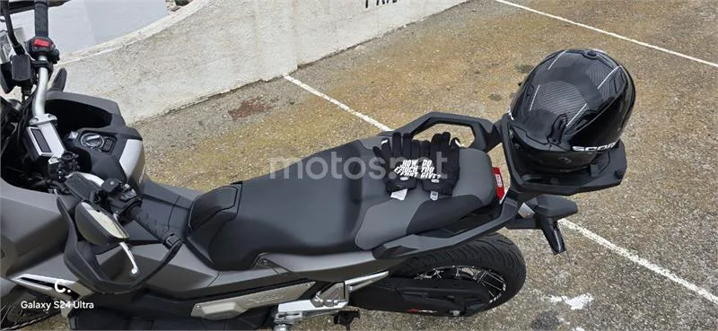 Honda X-ADV - Vista 4