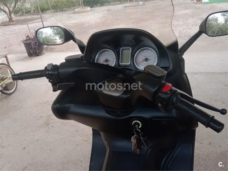 Yamaha TMAX 500 - Vista 3