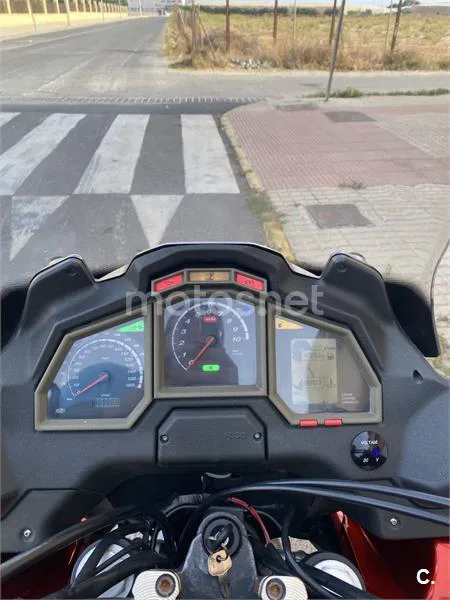 Aprilia ETV 1000 Caponord - Vista 7