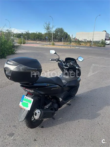 Honda PCX125 - Vista 3