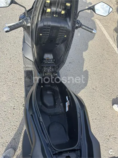 Honda PCX125 - Vista 8