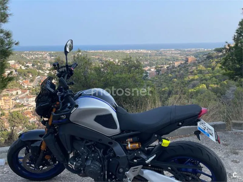 Yamaha MT-09 - Vista 9