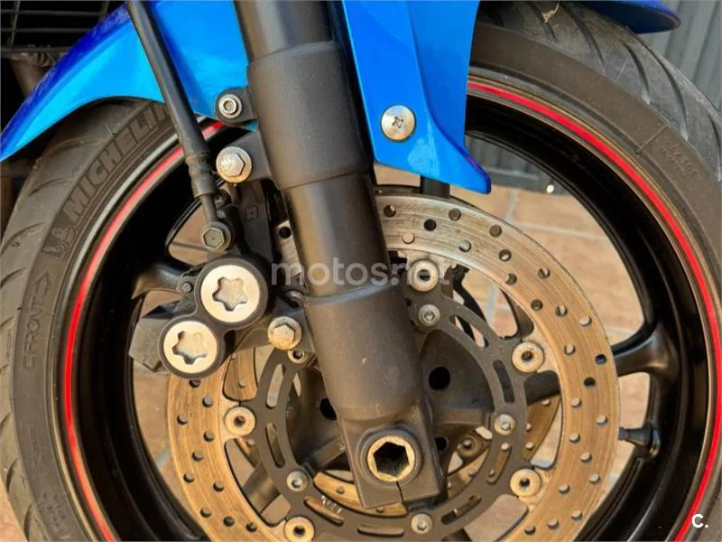 Yamaha FZ6 - Vista 11