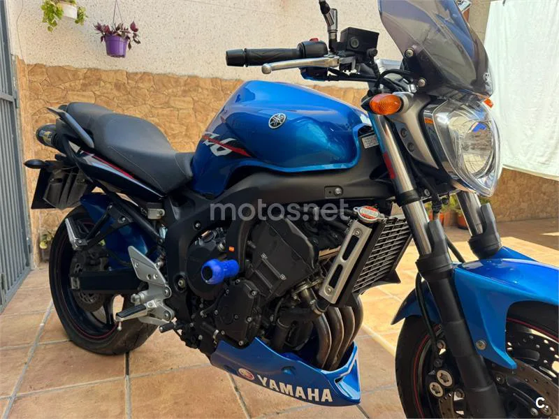 Yamaha FZ6 - Vista 17