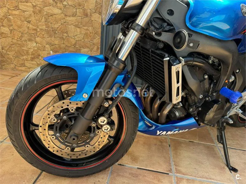 Yamaha FZ6 - Vista 20