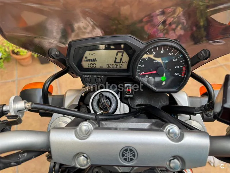 Yamaha FZ6 - Vista 4