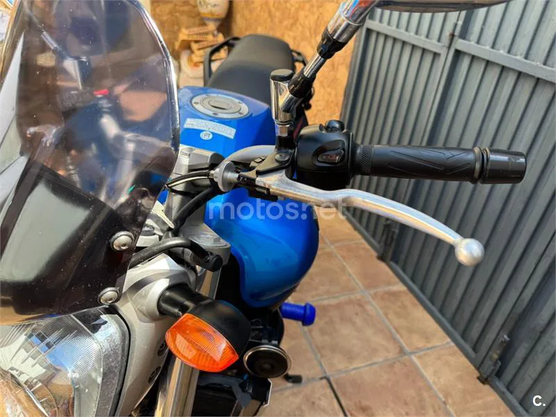 Yamaha FZ6 - Vista 6