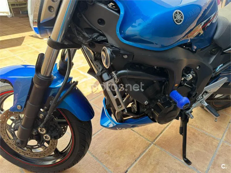 Yamaha FZ6 - Vista 8