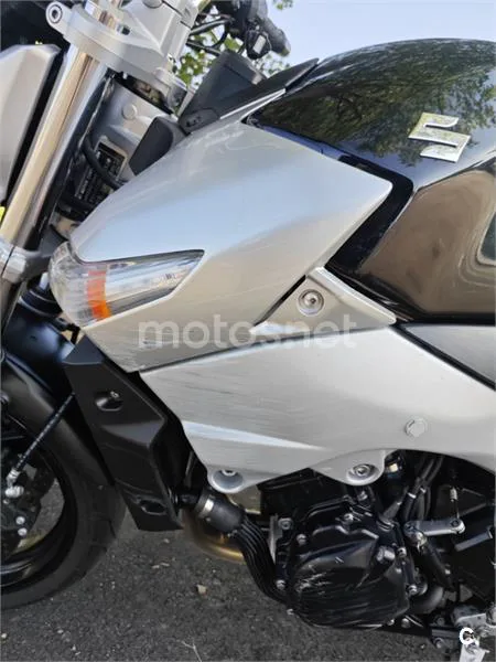 Suzuki GSR600 - Vista 5