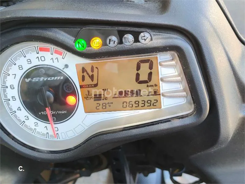 Suzuki V-Strom 650 - Vista 8
