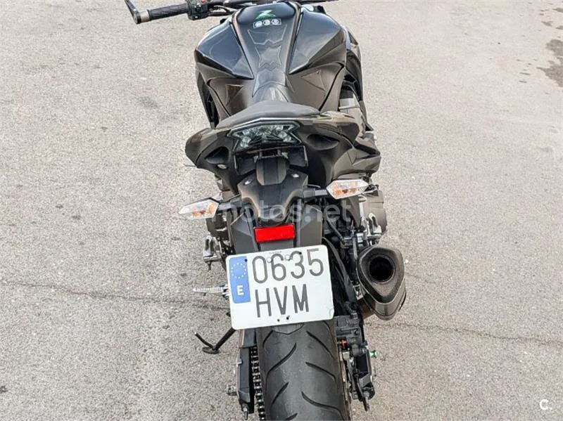 Kawasaki Z800 - Vista 4