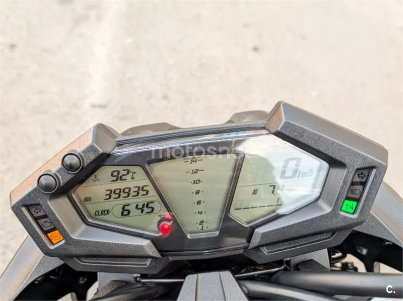 Kawasaki Z800 - Vista 8