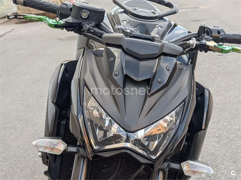 Kawasaki Z800 - Vista 9
