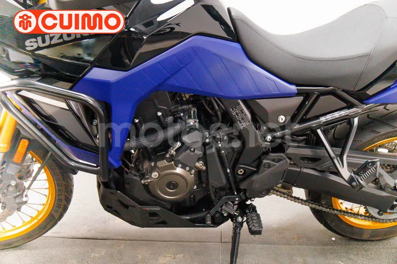 Suzuki V-Strom 800 - Vista 25