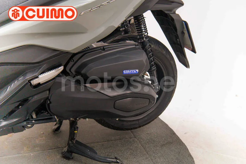 Honda Forza 350 - Vista 24